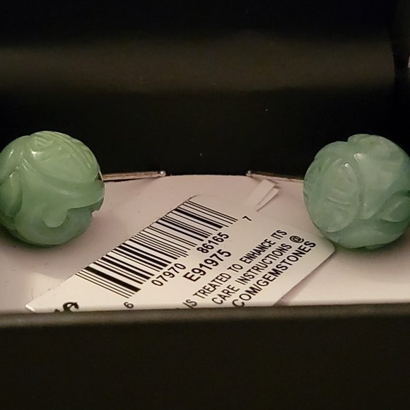 Green Dyed Jade Carved Ball Stud Earrings by R.H. Macy & Co. Fine Jewelry NWT - Picture 3 of 8